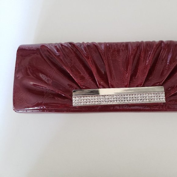 Vintage - Burgundy Clutch Purse with Faux Diamond - Picture 4 of 5